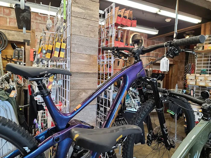 Bonney Lake Bicycle Shop Picture 9