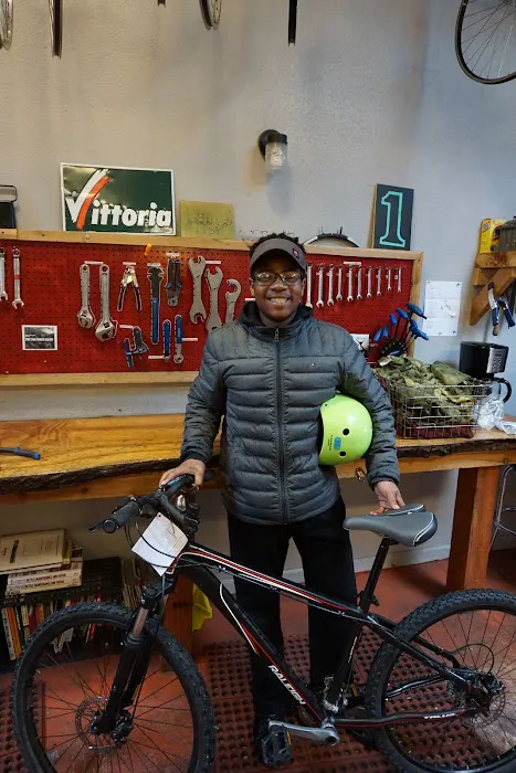 2nd Cycle Community Cycle Center Picture 10
