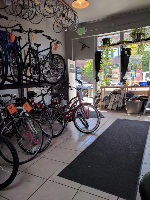 2nd Cycle Community Cycle Center Picture 8