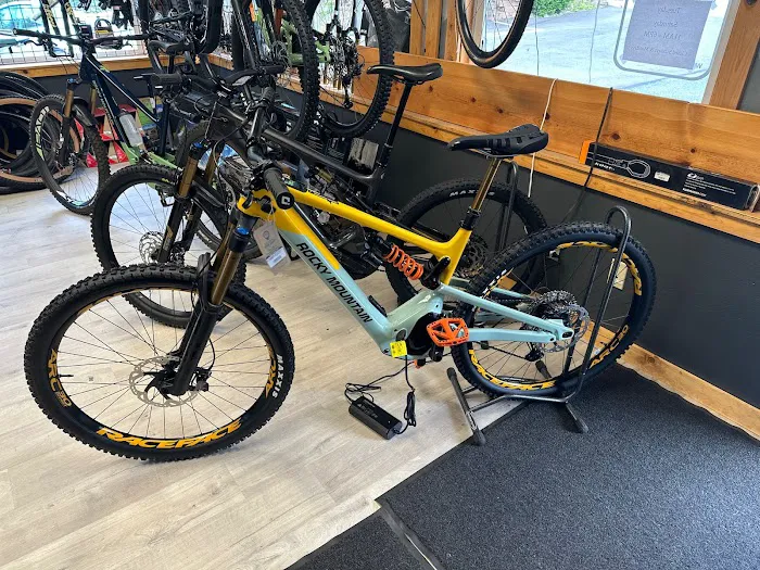 Infinity Cyclery LLC Picture 7