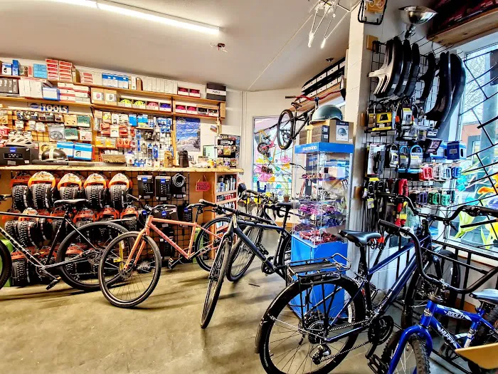 Deschutes River Cyclery Picture 6