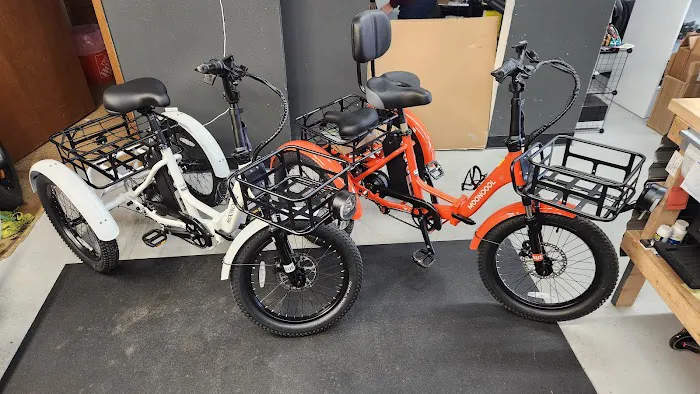 Rides Bike & Board Picture 3