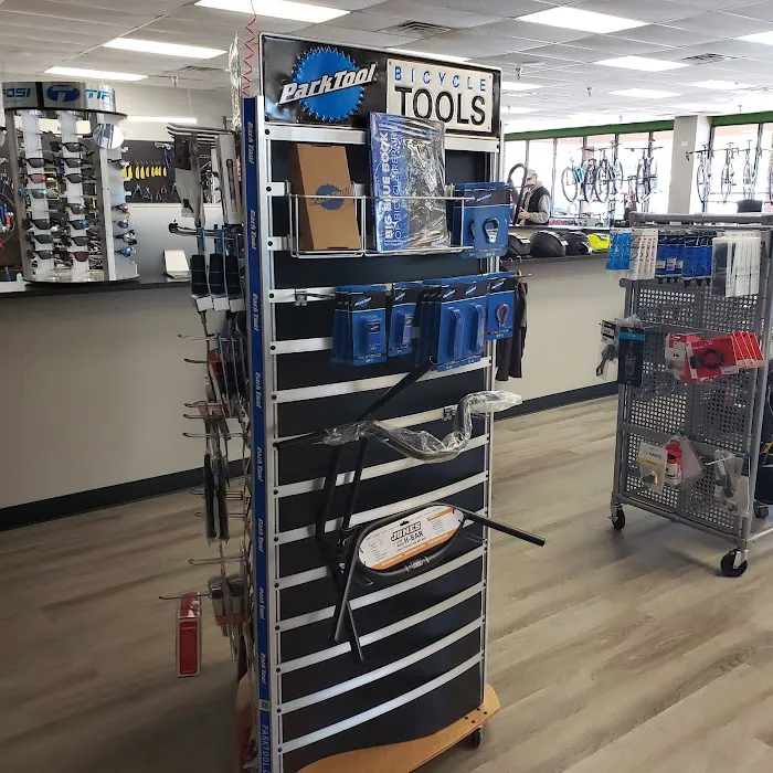 MOAB Bicycle Shop Picture 10