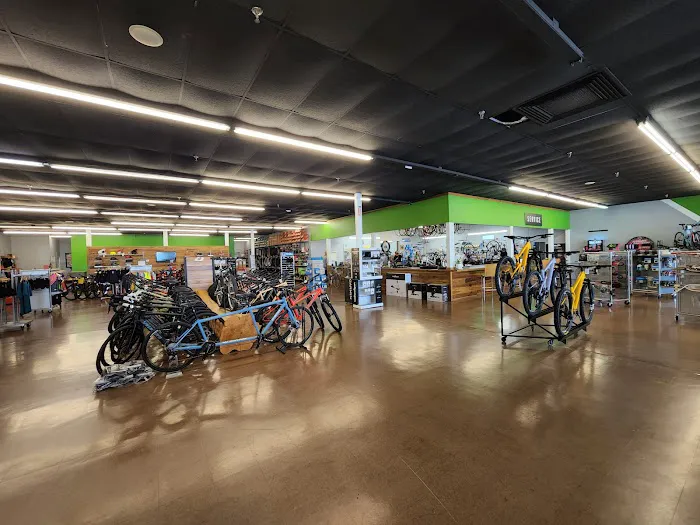 Moab Bicycle Shop Picture 9