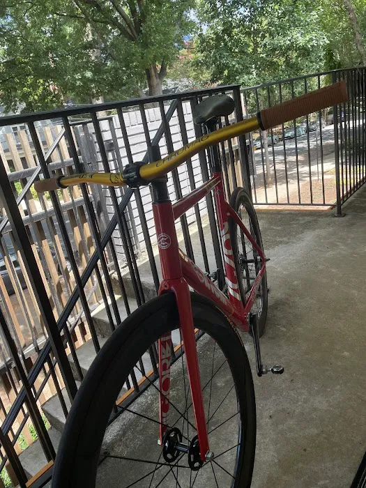 AC Clutch Bicycle Shop Picture 6