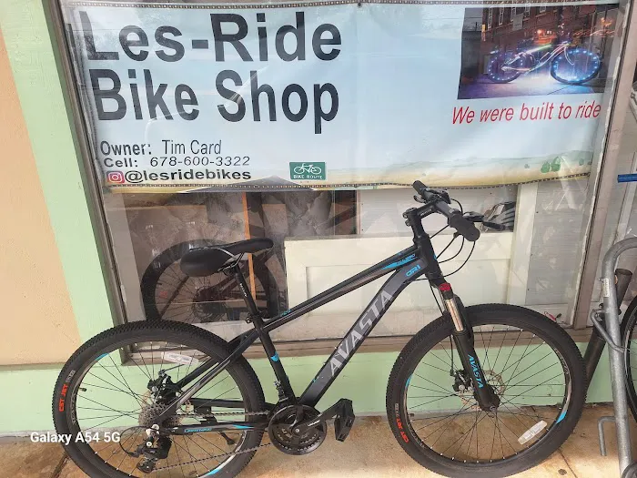 Les-Ride Bike shop Picture 3