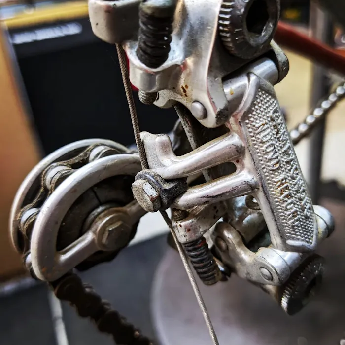 The Right Gear Bicycle Shop Picture 10