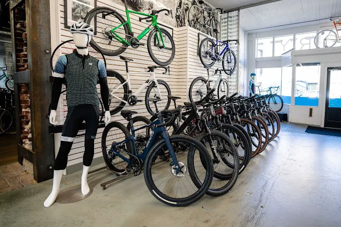 Victory Bicycle Studio Picture 5