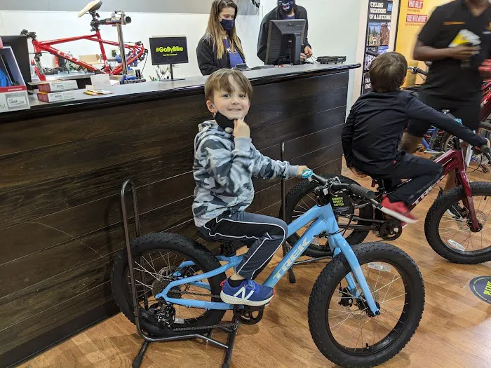 Trek Bicycle Germantown Picture 1