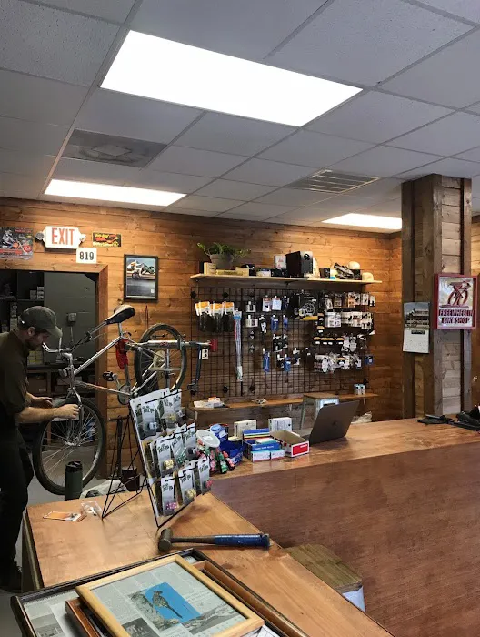 Freewheelin Bike Shop Picture 6