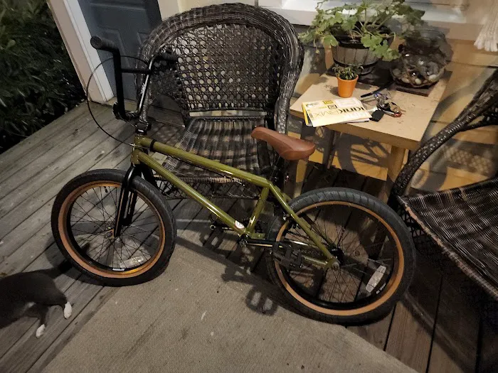 Great Bridge Cyclery Inc Picture 5