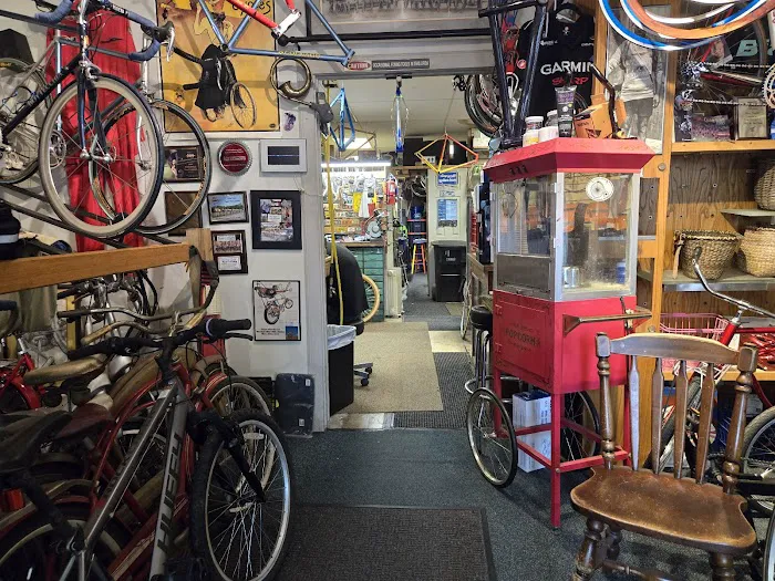 Cycle Classics Bicycle & Restoration Shop Picture 5