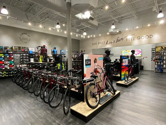 Trek Bicycle Newport News Picture 2