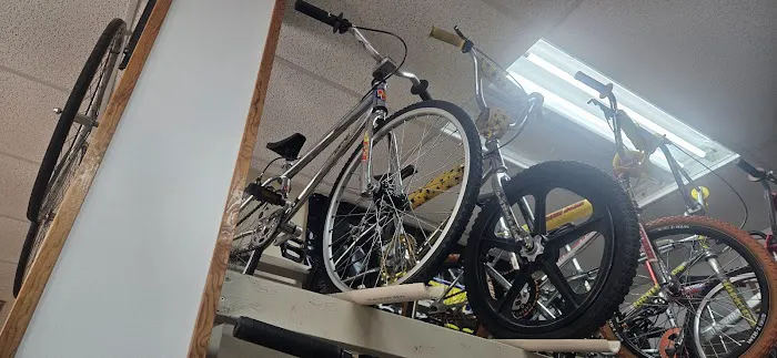 Peddlers Bicycle Shop Picture 1