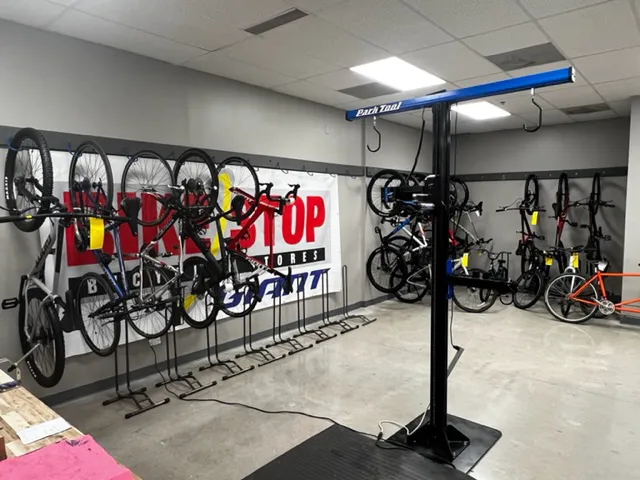 Bike Stop - Martin City Picture 4