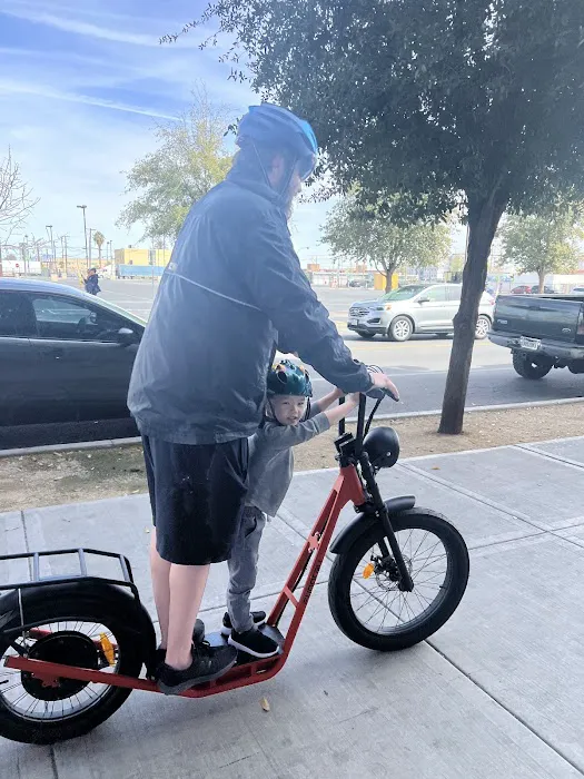 Epic E-Bike Adventures-Fremont St Picture 5