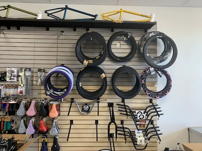 Riders Ready Bike Shop LLC Picture 8