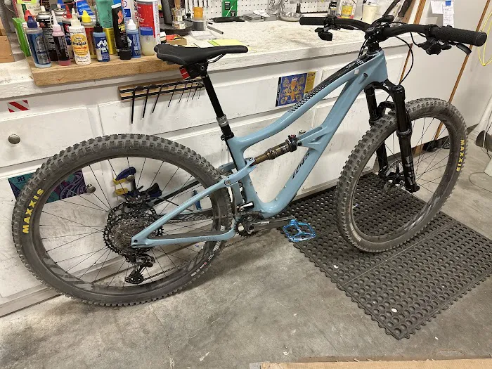 All Mountain Cyclery Picture 6