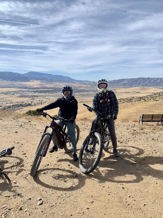 All Mountain Cyclery Picture 9