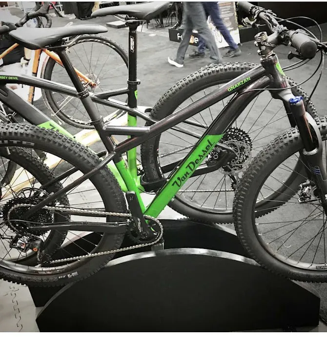 Hutch's Bicycle Garage Picture 7