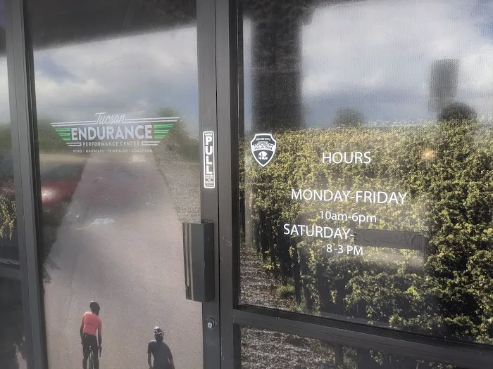 Tucson Endurance Bike Shop East - On the Loop Picture 3