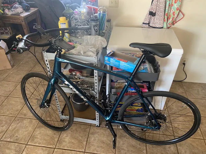 Oro Valley Bicycle - Ina & Shannon Picture 8