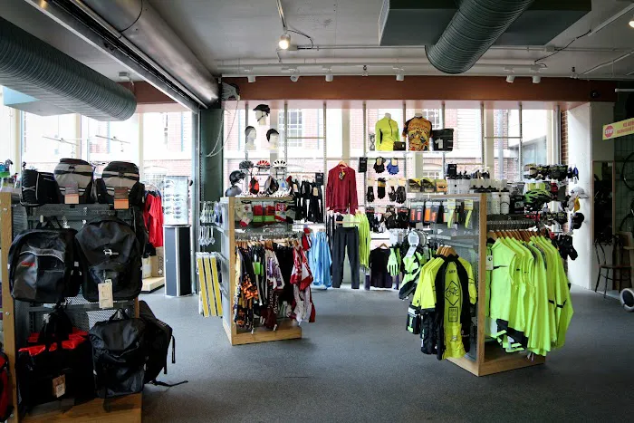 Bicycle Garage Indy Picture 3