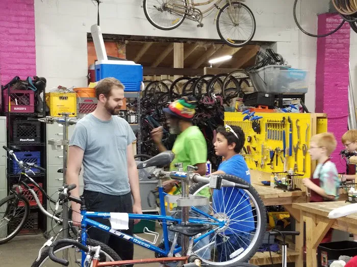 Freewheelin' Community Bikes Picture 1