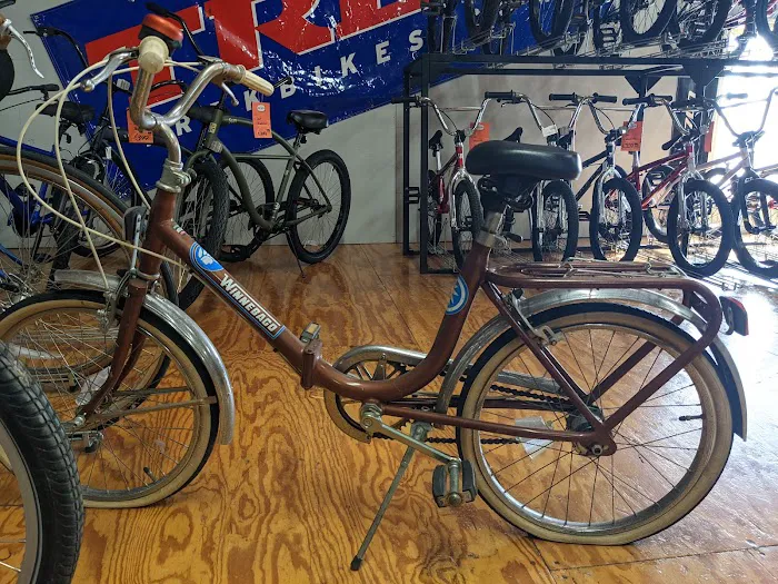 Matthews Bicycle Mart Inc Picture 9