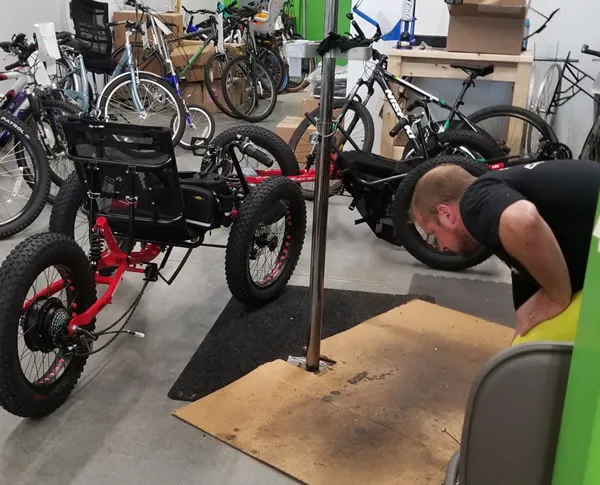 eBoom Electric Bikes Picture 6