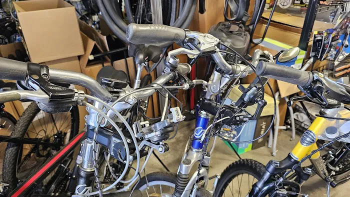Recycle Shop Picture 1