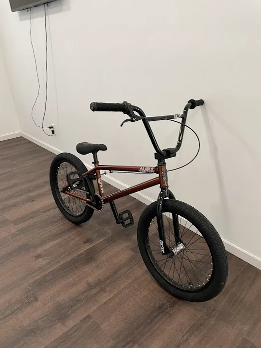 Poynter Brothers Pro Bike and Skate Shop Picture 5