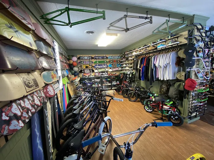 Poynter Brothers Pro Bike and Skate Shop Picture 2