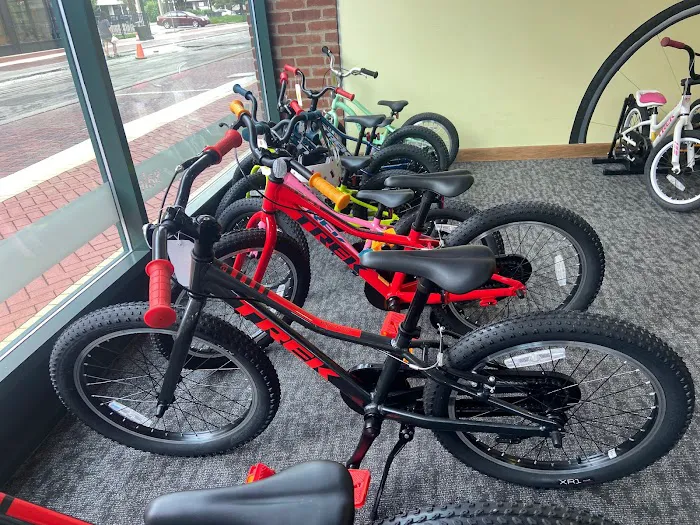 Kirk's Bike Shop Picture 10