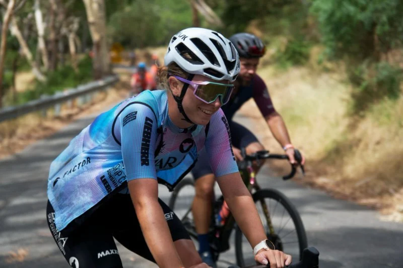 How to Fuel for Endurance Rides: Energy, Timing & Smart Strategies