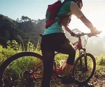 Why Core Strength Matters for Cyclists: Enhance Your Performance