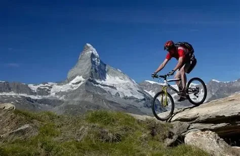 Most Challenging Bike Climbs in the U.S. for Serious Cyclists