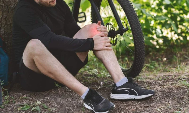 5 Common Causes of Knee Pain While Cycling
