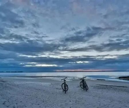 The Most Scenic Coastal Bike Trails in America: Best Routes for Cycling Enthusiasts