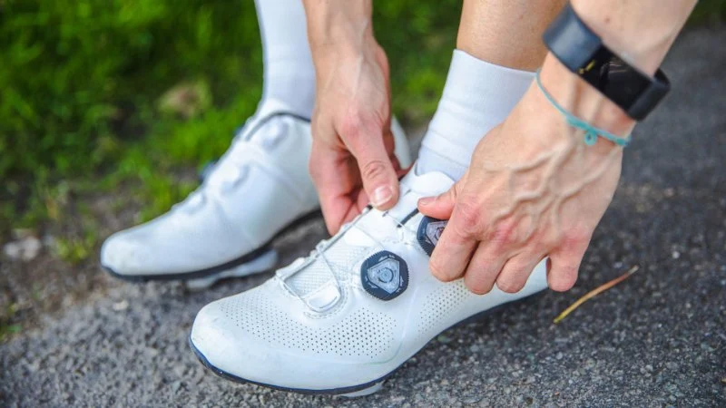 How to Choose the Right Cycling Shoes for Comfort and Performance
