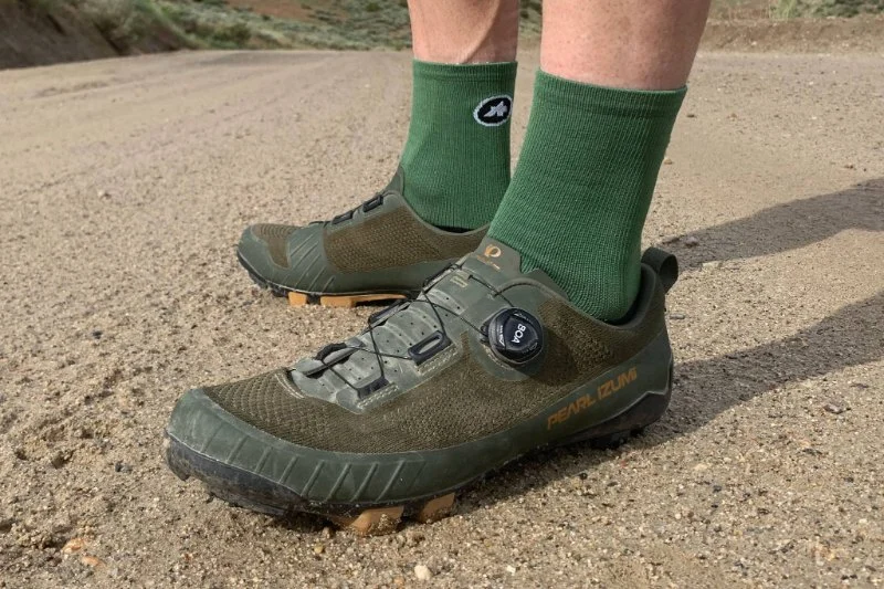 Best Cycling Shoes for Gravel Rides: Traction, Stiffness, Comfort