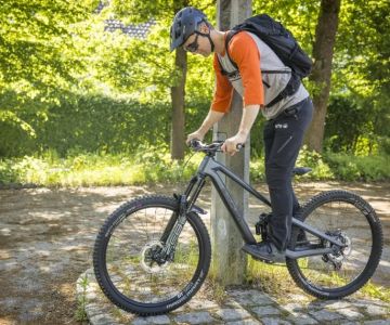 How to Adjust Suspension Fork Pressure Correctly for Optimal Ride Quality