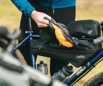 Best Frame Bags for Carrying Tools and Snacks: Top Picks for Cyclists