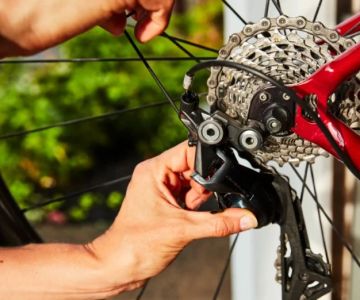 How to Fix a Chain That Keeps Falling Off Small Ring: Step-by-Step Guide