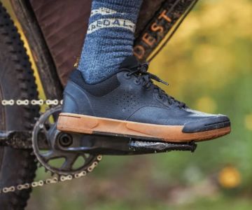 Best MTB Shoes for Flat Pedals With Grip and Comfort | Top Picks for Mountain Bikers