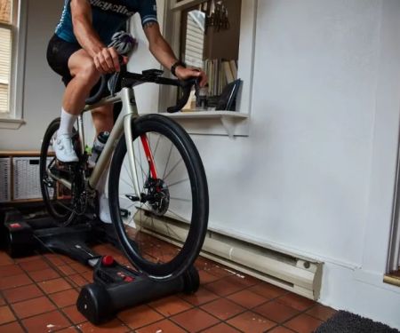 Best Indoor Bike Trainers for Winter Workouts at Home: Top Picks and Reviews