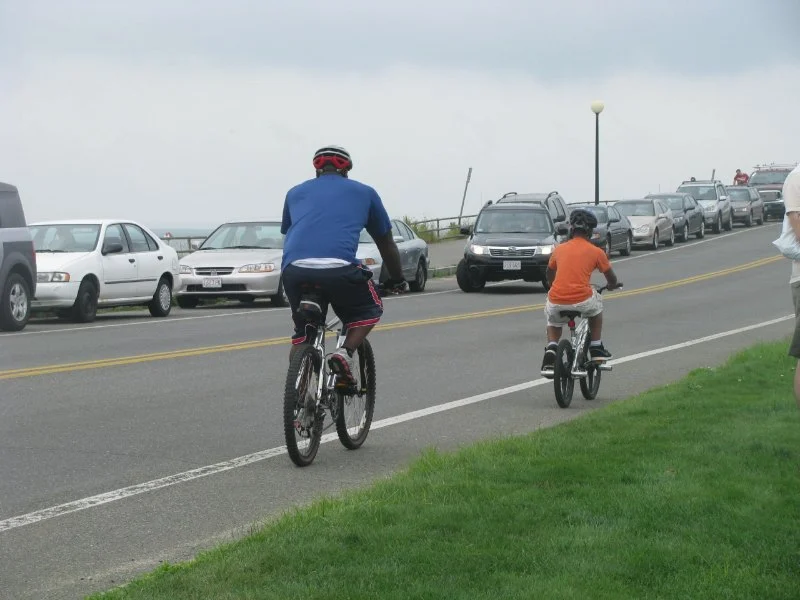 How to Ride Safely on Highways With Narrow Shoulders