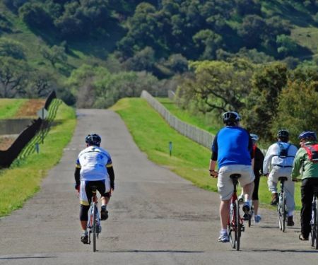Best Cycling Destinations in California for Scenic Views