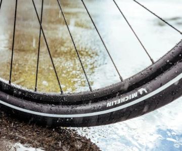 Best Bike Tires for Pothole-Ridden City Streets
