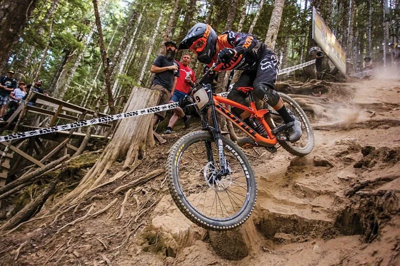 Best Techniques for Riding Technical Downhills Safely